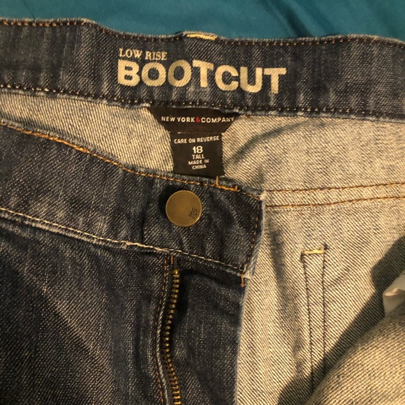 Bootcut jeans 👖 - Picture 2 of 4